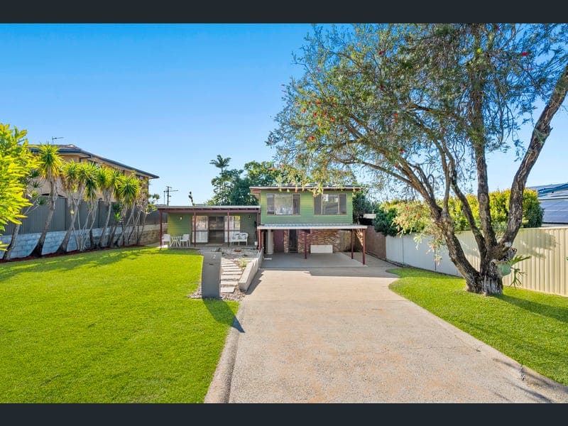 12 Oakwood Terrace, Palm Beach — photo 1 of 5
