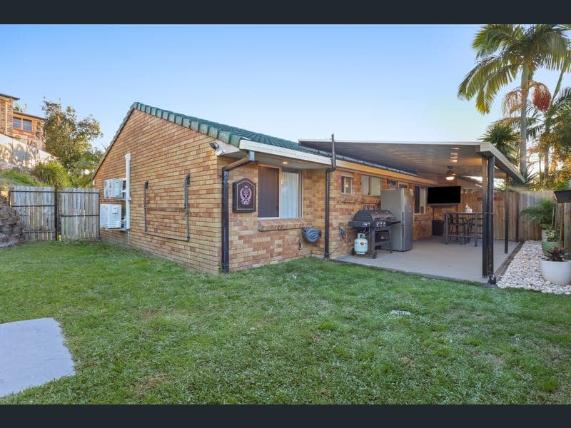 21 Silky Oak Court, Oxenford — photo 1 of 5