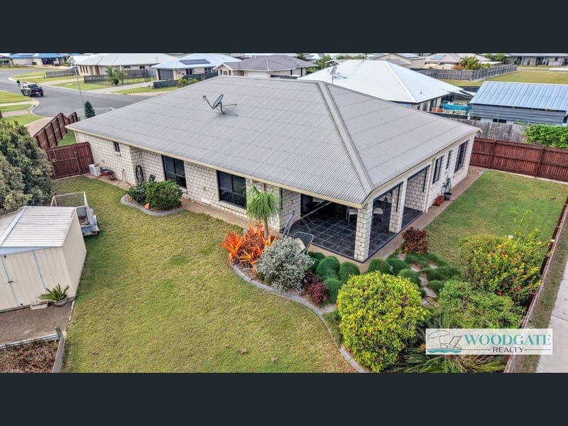14 Whipbird Ct, Woodgate — photo 1 of 5