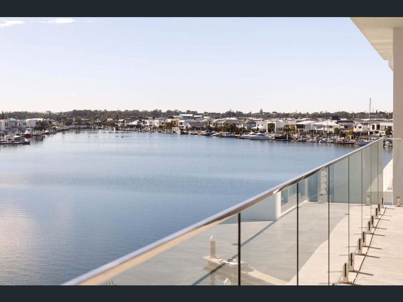 411/15 Aqua Street Street, Newport — photo 1 of 5