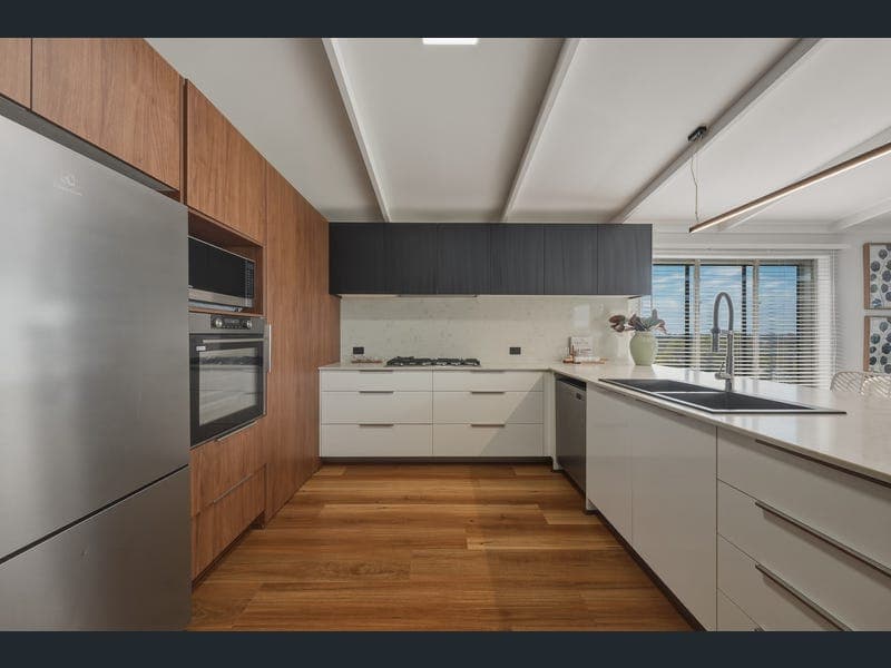 6 Florentine Street, Chermside West — photo 1 of 5