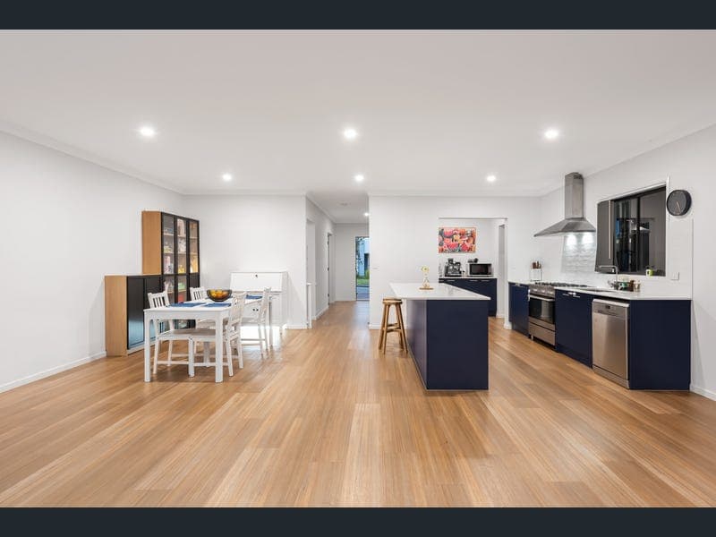 24 Cotman Way, Pimpama — photo 1 of 5