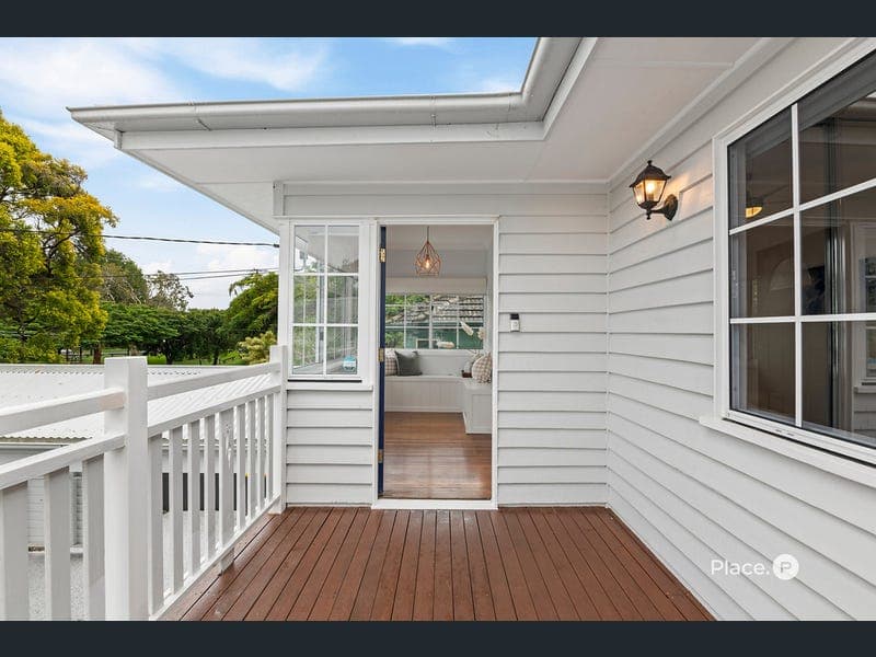 12 Windemere Avenue, Morningside — photo 1 of 5