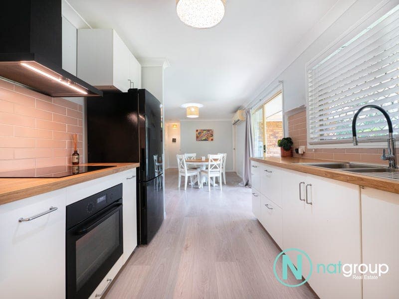 7 Kelsal Court, Heritage Park — photo 1 of 5