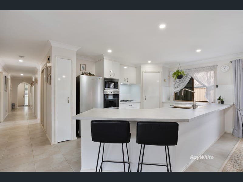 36 Jonquil Circuit, Flinders View — photo 1 of 5