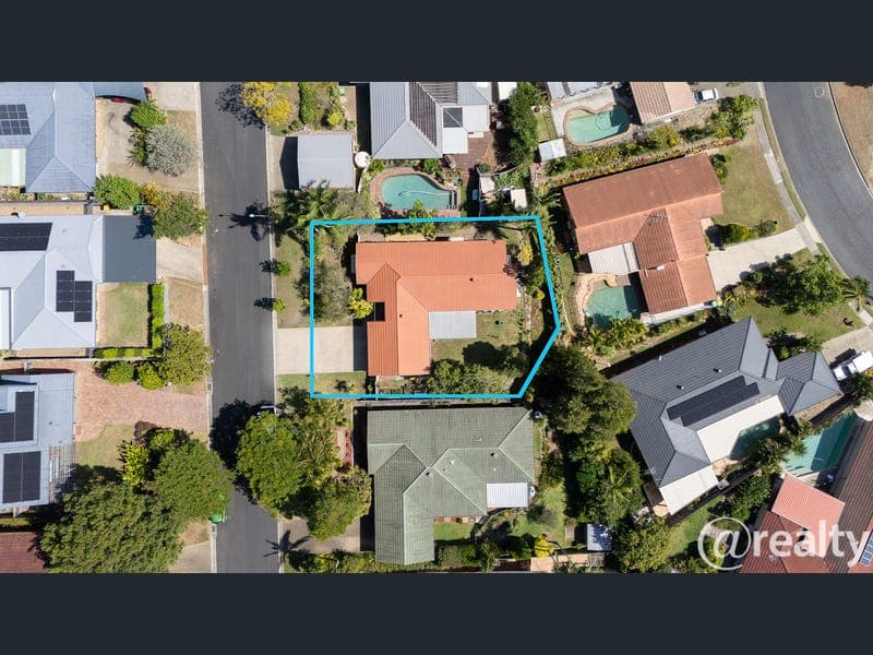 57 Leonarda Drive, Ferny Hills — photo 1 of 5