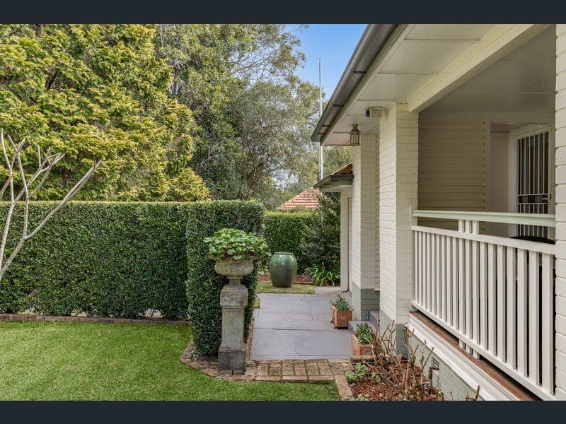 16 Tant Street, East Toowoomba — photo 1 of 5