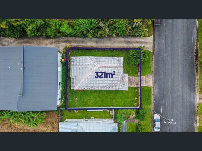 71 Hayward Street, Mooroobool — photo 1 of 5