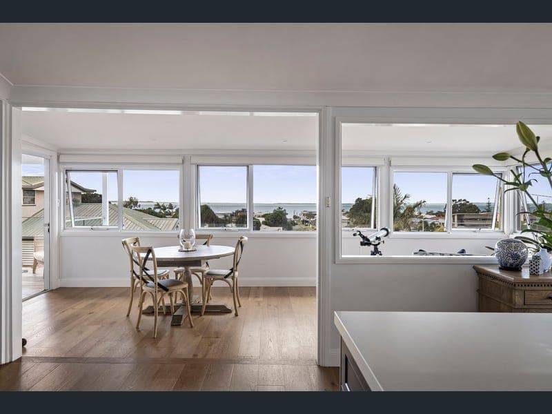 63 Alkoomie Street, Wynnum — photo 1 of 5