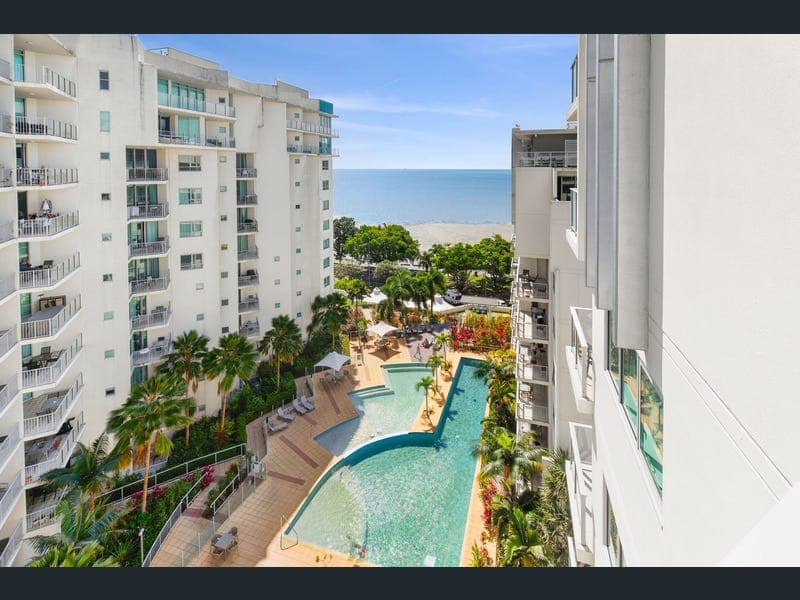 31102/99 Esplanade, Cairns City — photo 1 of 5