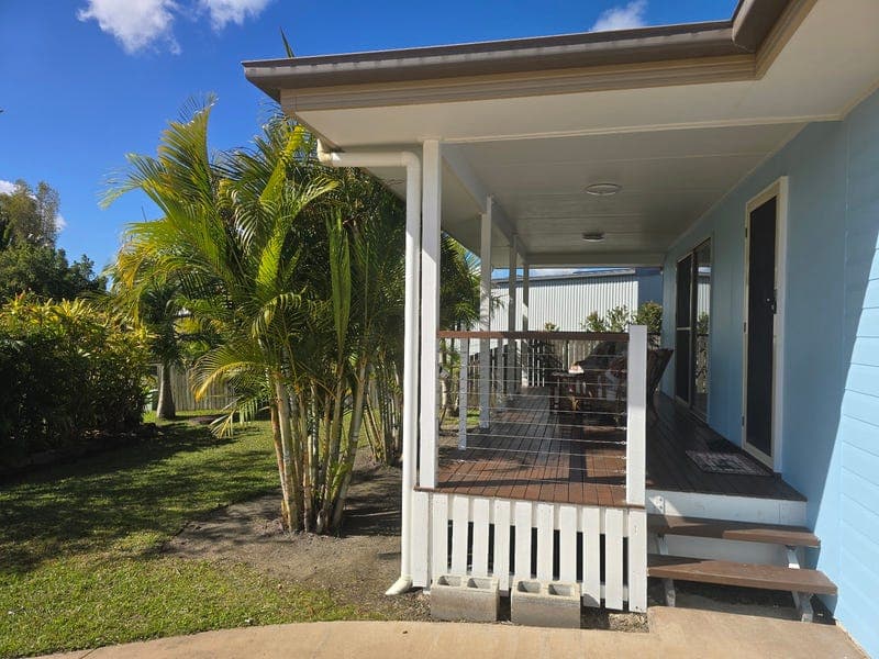 18 Dart Street, Tin Can Bay — photo 1 of 5