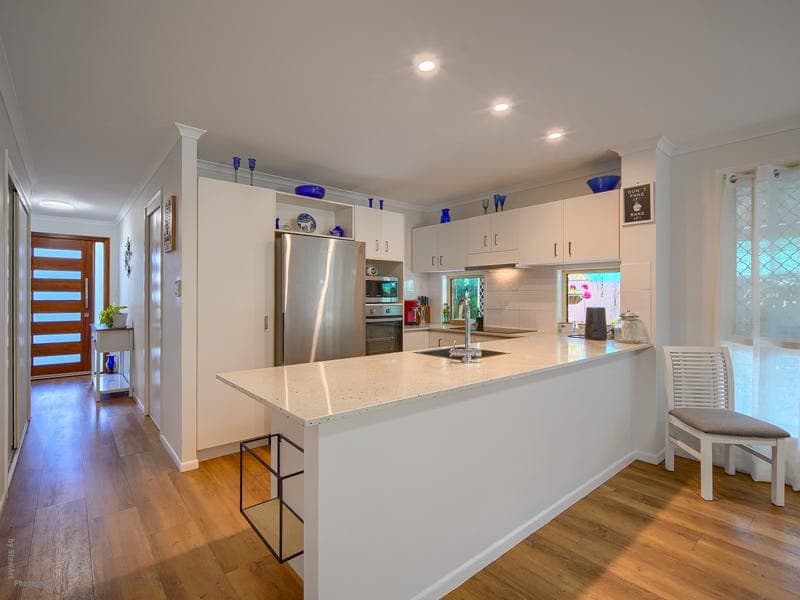 6 Jonwest Close, Torquay — photo 1 of 5