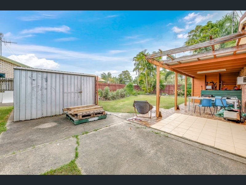 64 Sunset Drive, Thabeban — photo 1 of 5