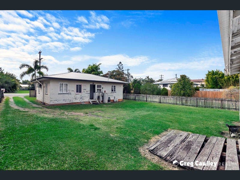 122 Sussex Street, Maryborough — photo 1 of 5