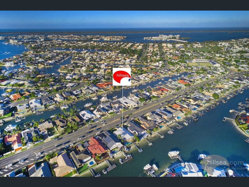 28 Oxley Drive, Paradise Point — photo 1 of 5