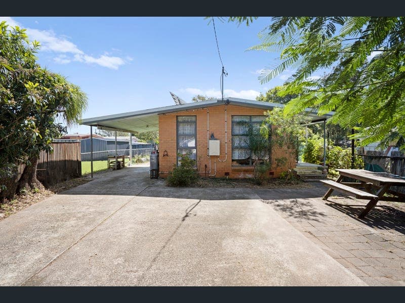 4 Gala Grove, Coolangatta — photo 1 of 5