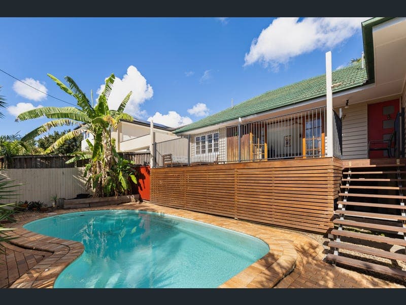 5 Joppa Lane, Wavell Heights — photo 1 of 5