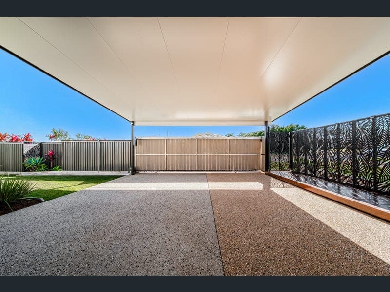 8 Coldstream Street, Emerald — photo 1 of 5