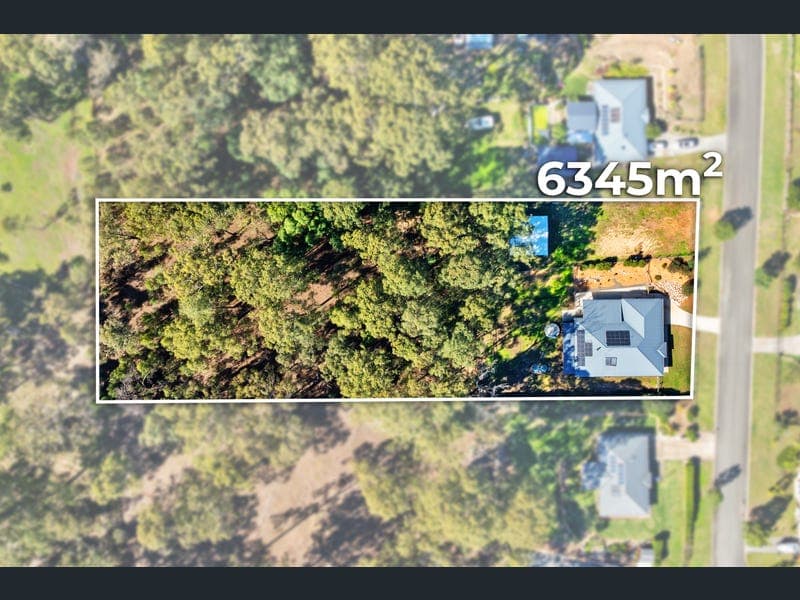 27-31 Foxtail Court, Woodhill — photo 1 of 5