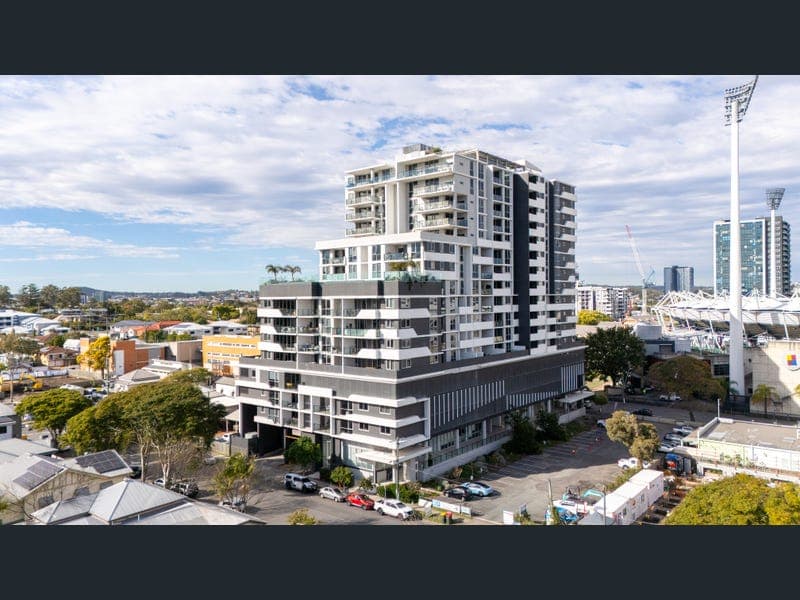 1106/95 Linton St, Kangaroo Point — photo 1 of 5