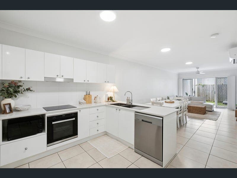 18 Hurley Street, Pimpama — photo 1 of 5