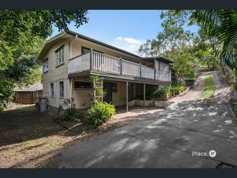 120 Majestic Outlook, Seven Hills — photo 1 of 5