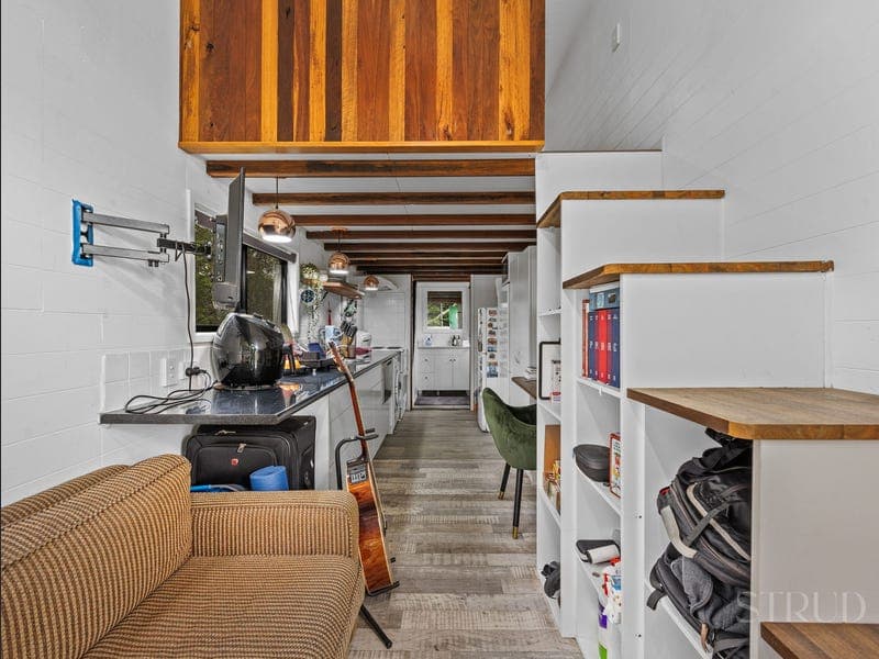 12 Alice Street, Blackstone — photo 1 of 5