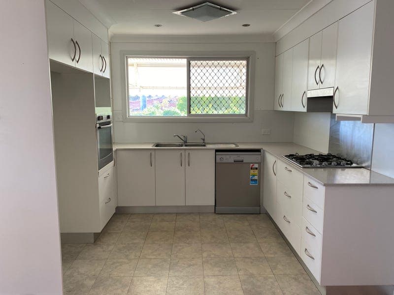 35 Pelican Road, Mount Isa — photo 1 of 5