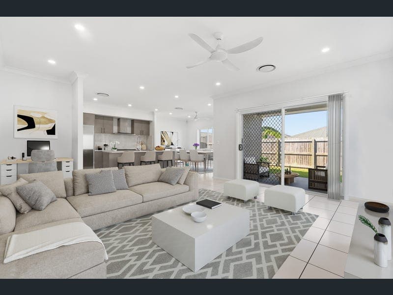 32 Bly Street, Logan Reserve — photo 1 of 5