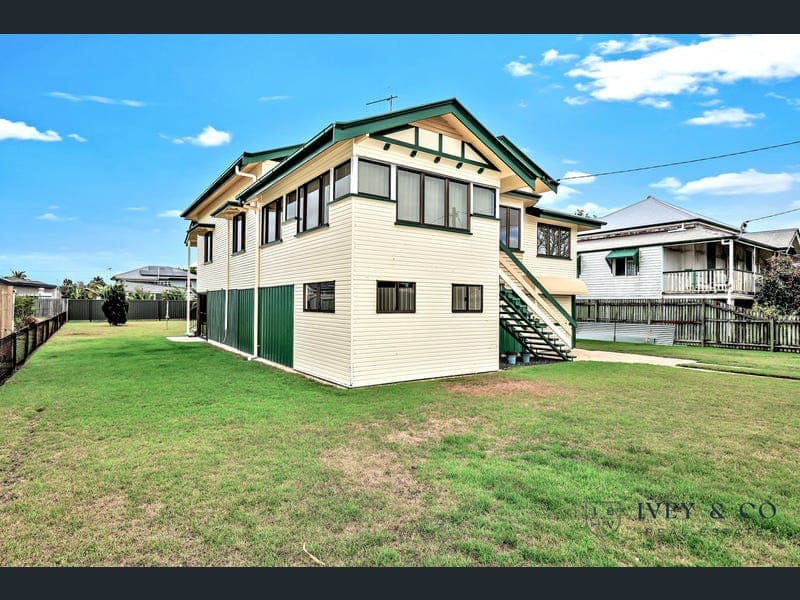 262 Pallas Street, Maryborough — photo 1 of 5