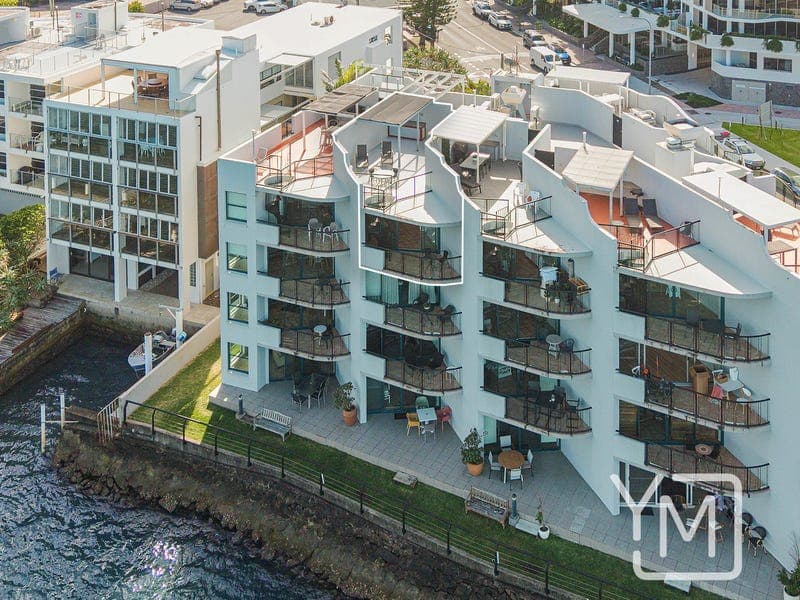 22/4 Tay Avenue, Caloundra — photo 1 of 5