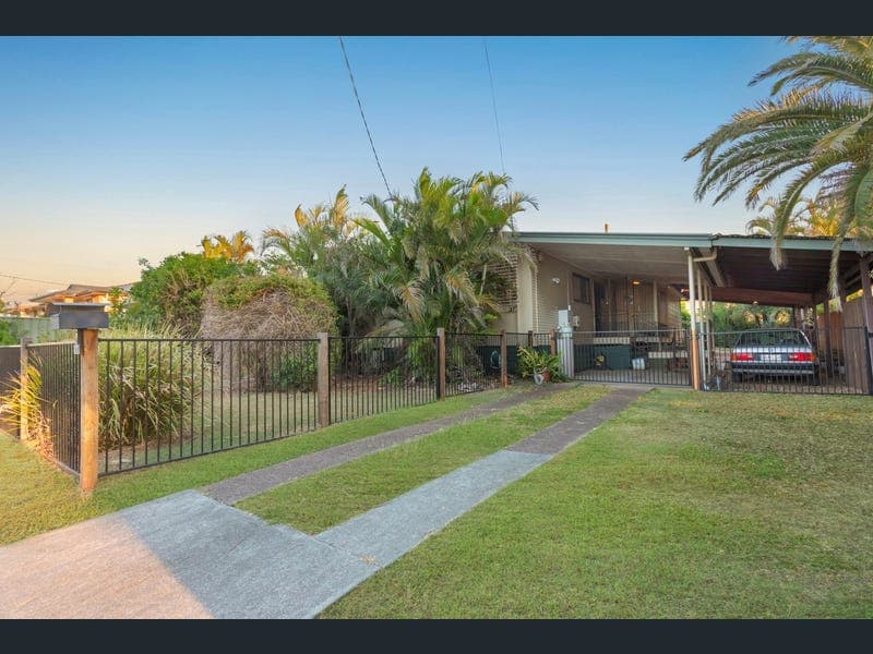 37 Edwards Street, Flinders View — photo 1 of 5
