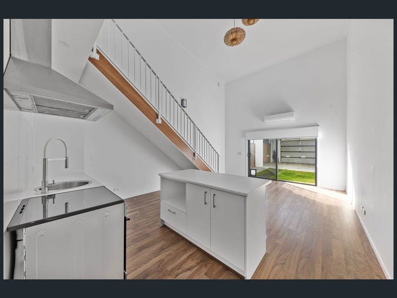 12 Park Avenue, Nirimba — photo 1 of 5