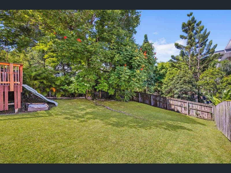 42 Beth Eden Terrace, Ashgrove — photo 1 of 5
