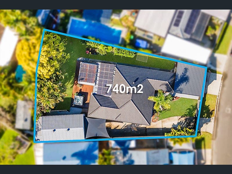 10 The Avenue, Nerang — photo 1 of 5