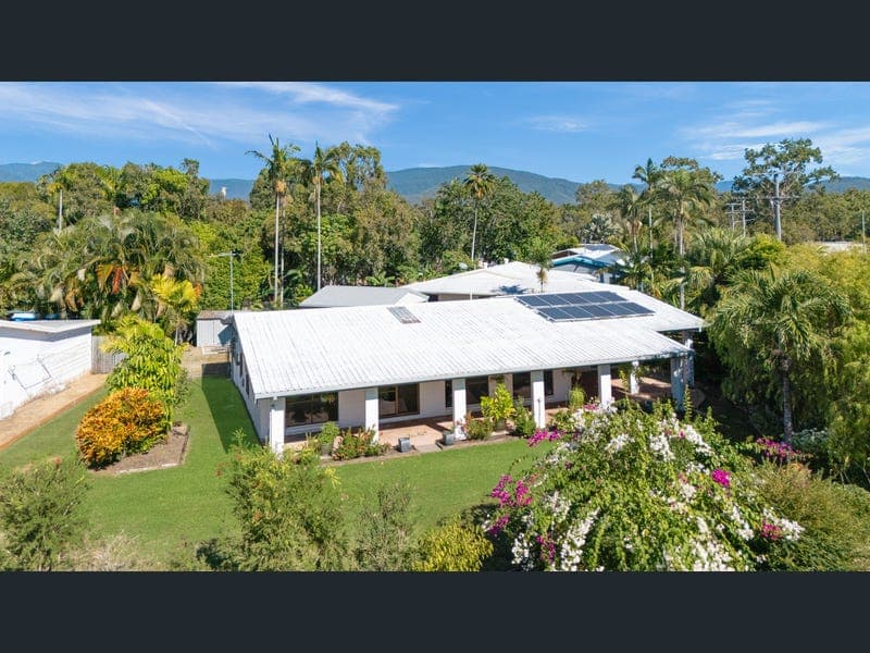27 Madelaine Drive, Balgal Beach — photo 1 of 5