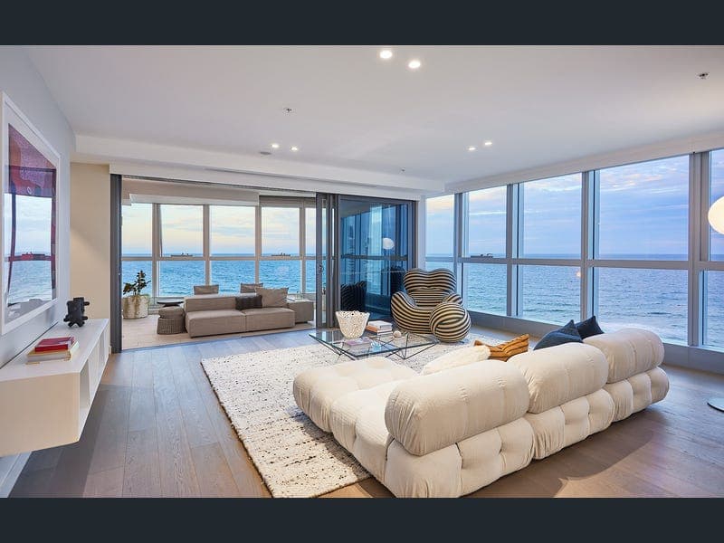 32104/36 Old Burleigh Road, Surfers Paradise — photo 1 of 5