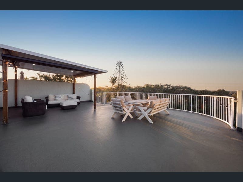 6/42 First Avenue, Coolum Beach — photo 1 of 5