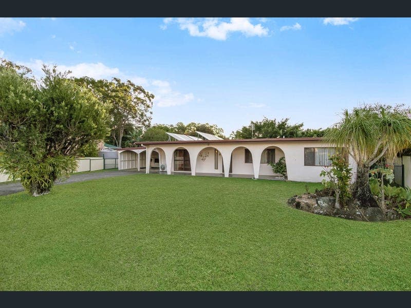 15 John Munro Court, Carrara — photo 1 of 5