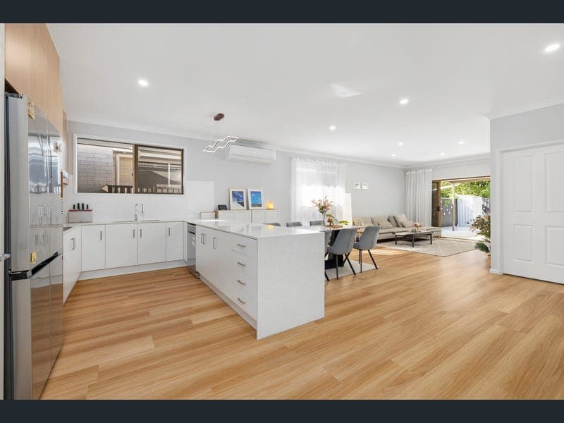 4 Magnolia Street, Pallara — photo 1 of 5