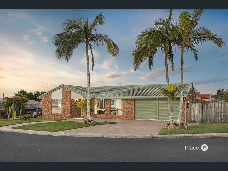 2 Toorie Court, Albany Creek — photo 1 of 5