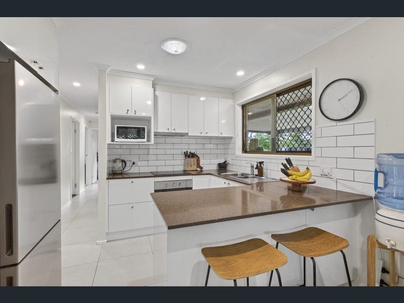 22 Shepherdson Street, Capalaba — photo 1 of 5