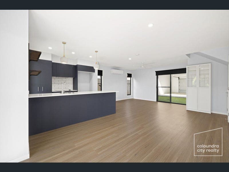 95 Adrian Circuit, Nirimba — photo 1 of 5