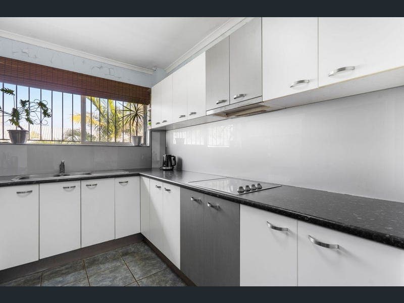 5/27 Miles Street, Clayfield — photo 1 of 5