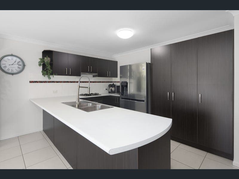 30 Rule Drive, Bundamba — photo 1 of 5