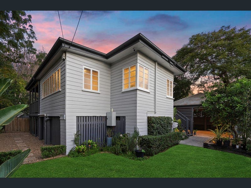 5 Maurice Street, Windsor — photo 1 of 5