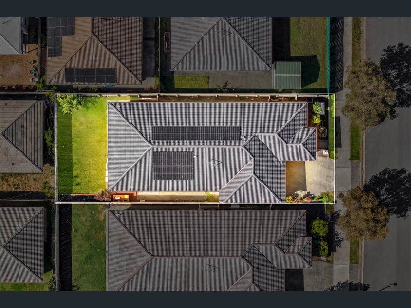 3 Grindelia Drive, Springfield Lakes — photo 1 of 5