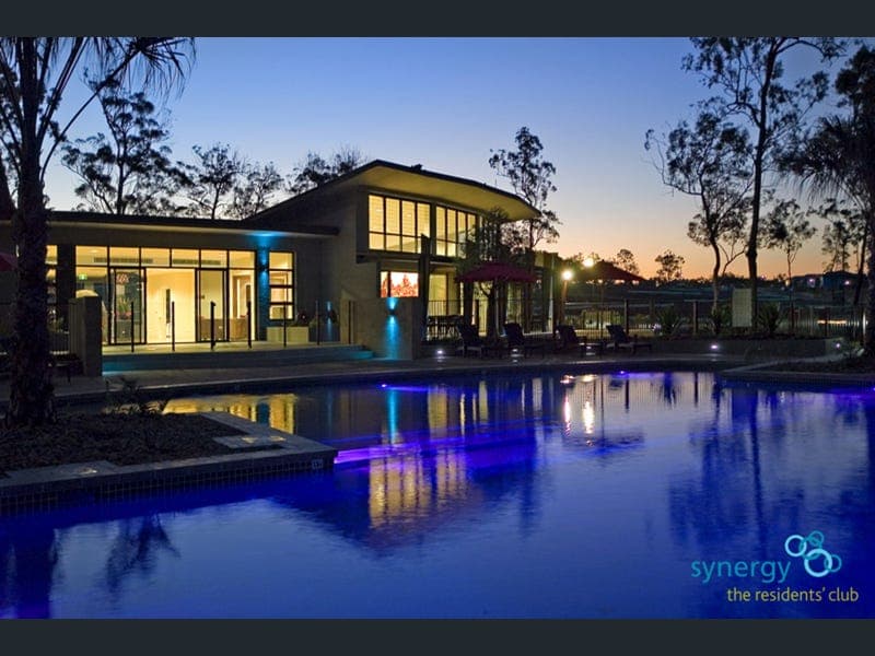 9 Palmerston Place, Coomera — photo 1 of 5