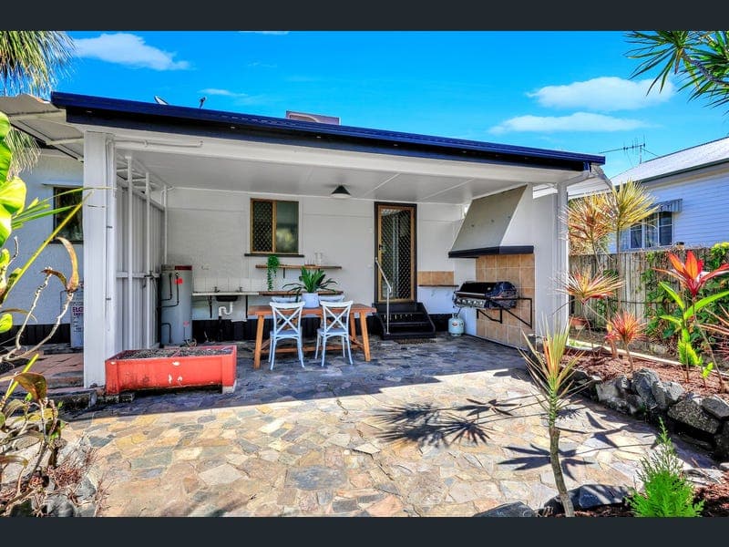36 Bingera Street, Bundaberg West — photo 1 of 5