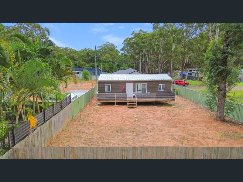 27 Coombah Drive, Russell Island — photo 1 of 5